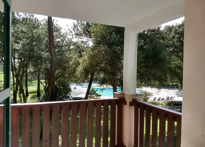 Albertine Appt 112 *