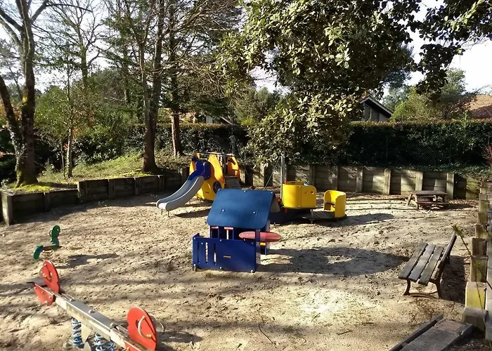 Albertine Appt 112 *